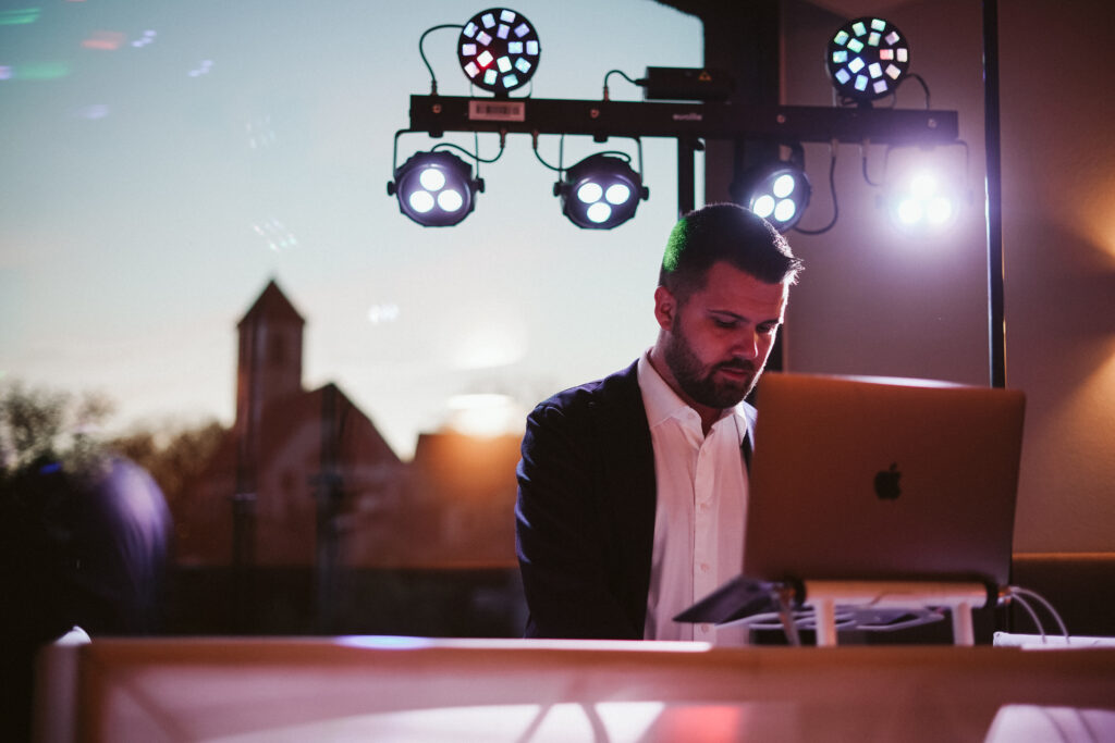 Dien Dj in Salzgitter für unvergessliche Momente.