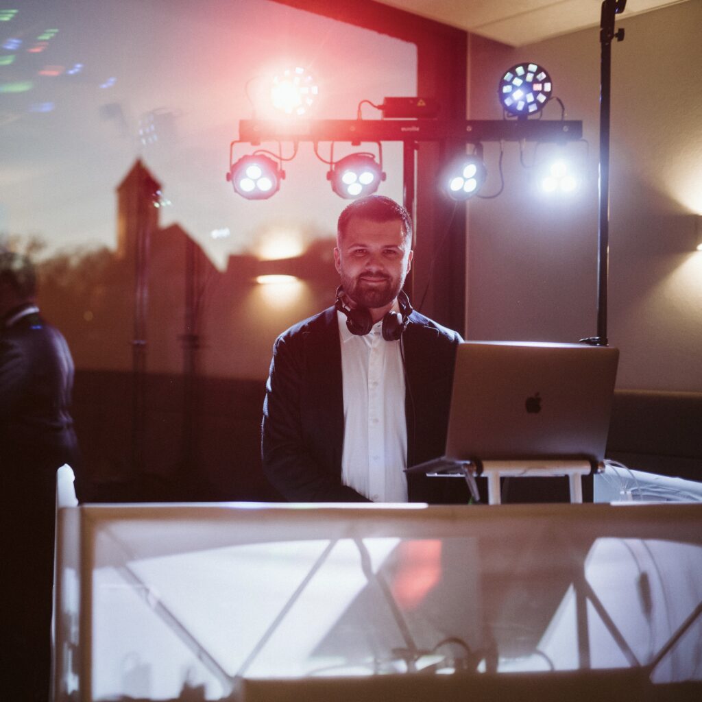 DJ Hannover inklusive Technik. Der schönste tag im Leben in besten Händen.